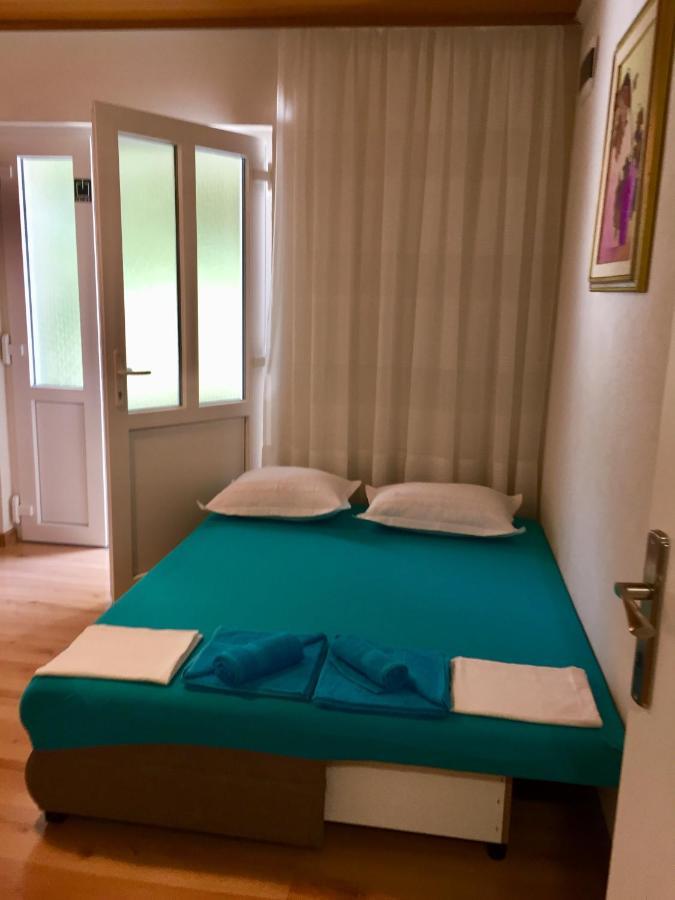 Apartman Ruzica Макарська Екстер'єр фото