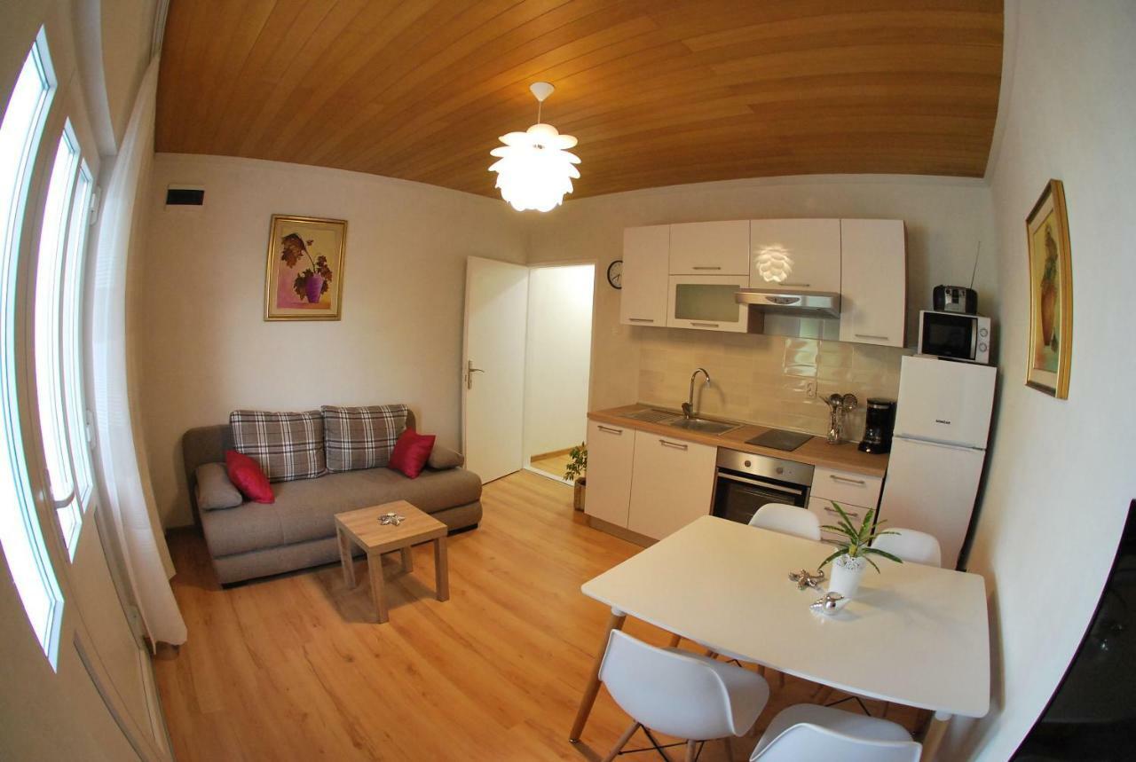 Apartman Ruzica Макарська Екстер'єр фото