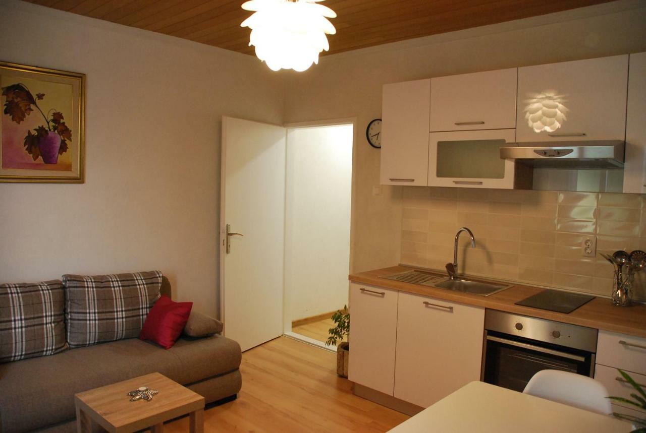 Apartman Ruzica Макарська Екстер'єр фото
