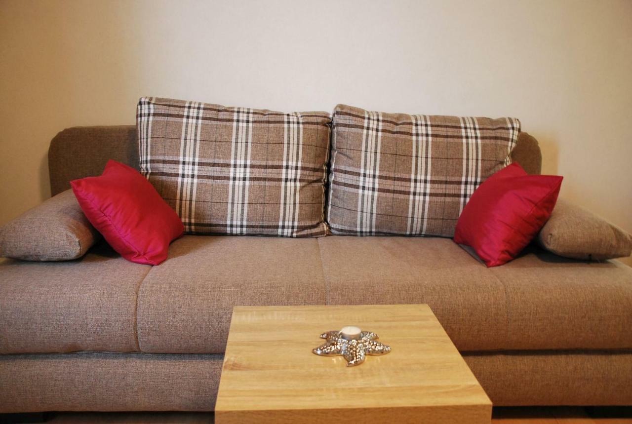 Apartman Ruzica Макарська Екстер'єр фото